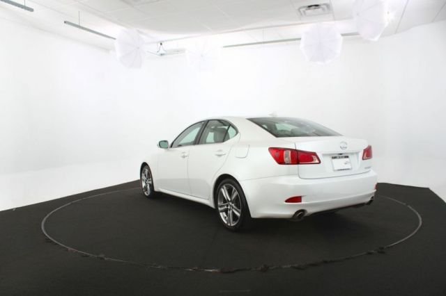 View our AUDI A6