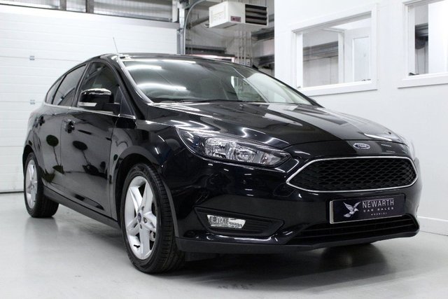 2016 16 Ford Focus 1.0 ZETEC 5d 124 BHP