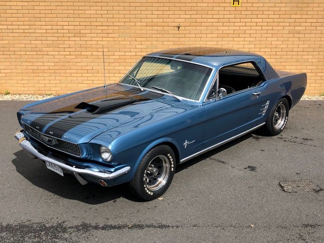 1966 Ford Mustang Coupe // 3.3 // Straight 6 // px swap