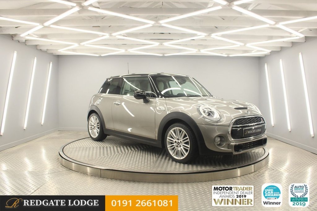 View our MINI HATCH COOPER