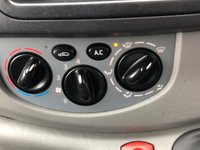 USED 2014 14 VAUXHALL VIVARO 2.0 COMBI CDTI 90 [ WAV / WHEELCHAIR / DISABLED ] 2.9t 