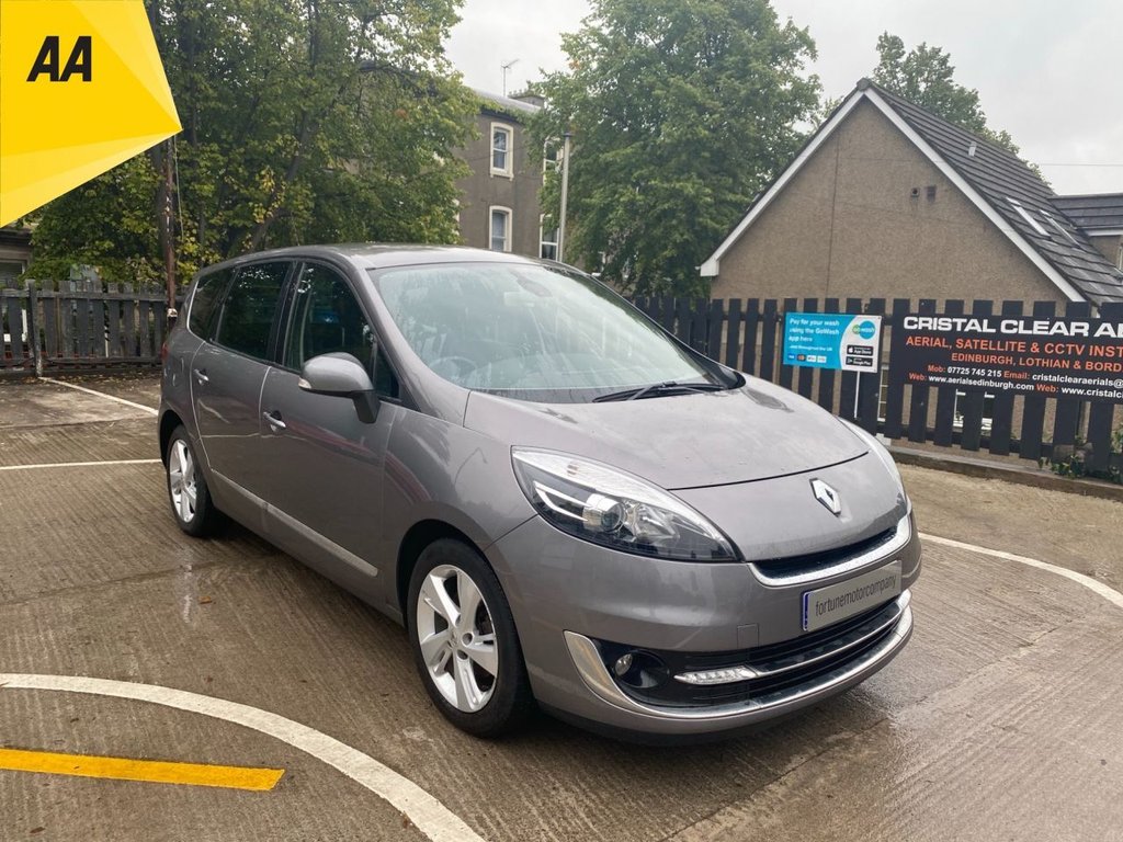 View our RENAULT GRAND SCENIC