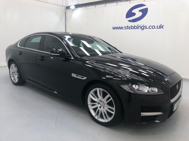 2017 66 JAGUAR XF 2.0 R-SPORT 4d 177 BHP