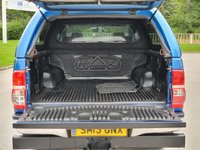 USED 2013 13 TOYOTA HI-LUX 3.0 INVINCIBLE 4X4 D-4D DCB 169 BHP NO VAT ** NO VAT **REVERSING CAMERA