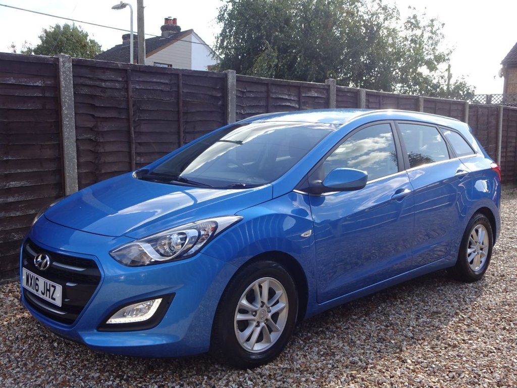 16 Hyundai I30 Crdi Se Blue Drive 5 695