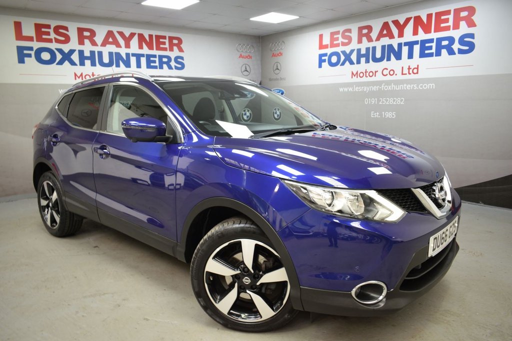 View our NISSAN QASHQAI