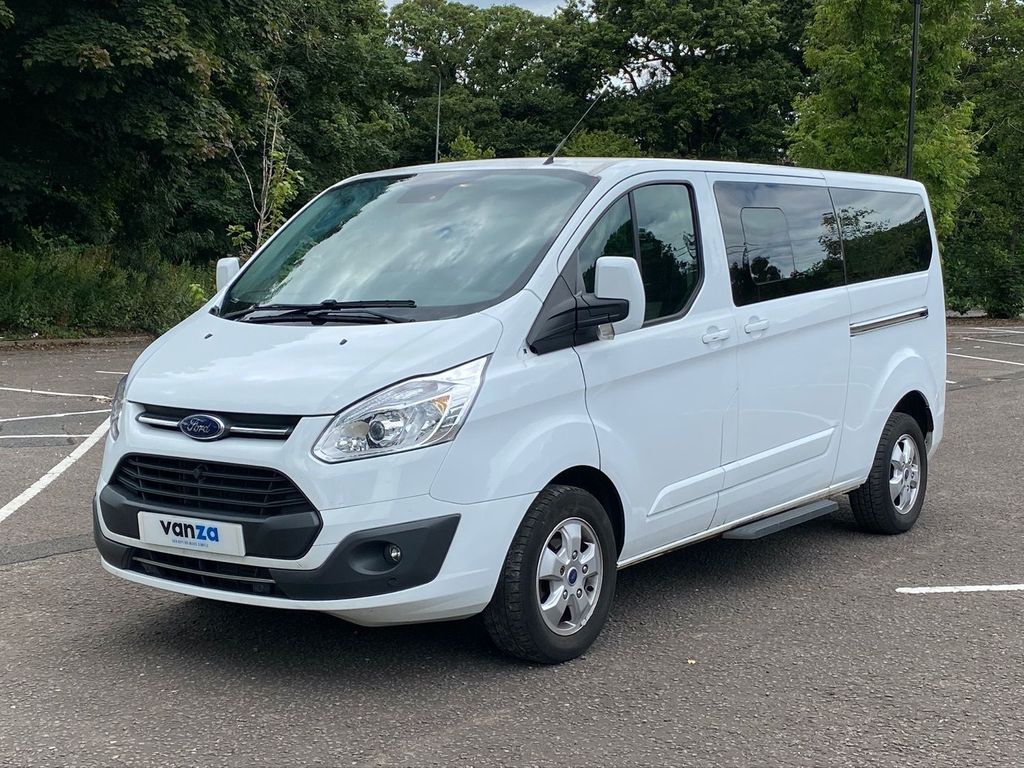 View our FORD TOURNEO CUSTOM
