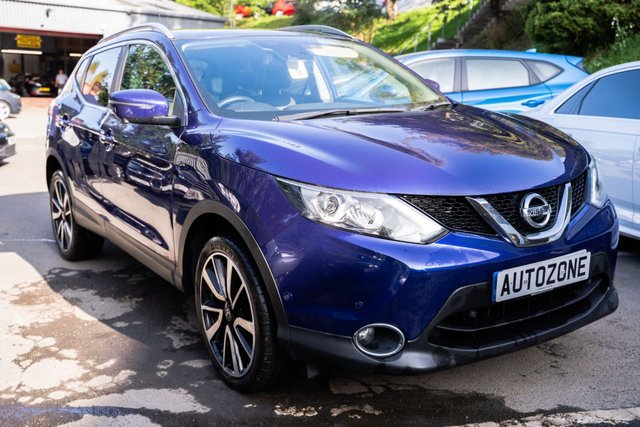 View our NISSAN QASHQAI