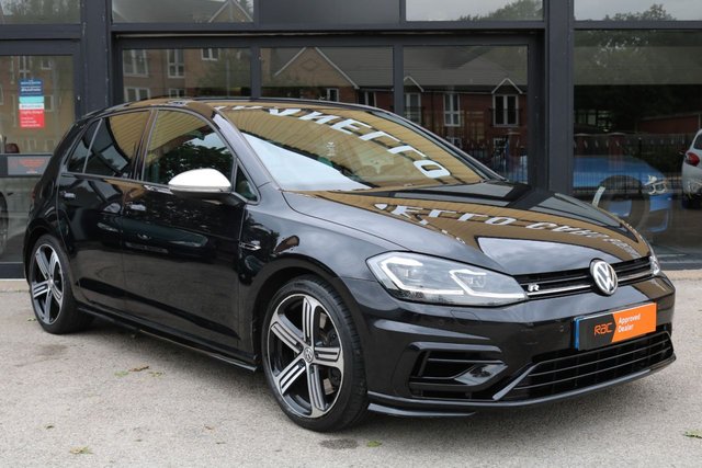 View our VOLKSWAGEN GOLF