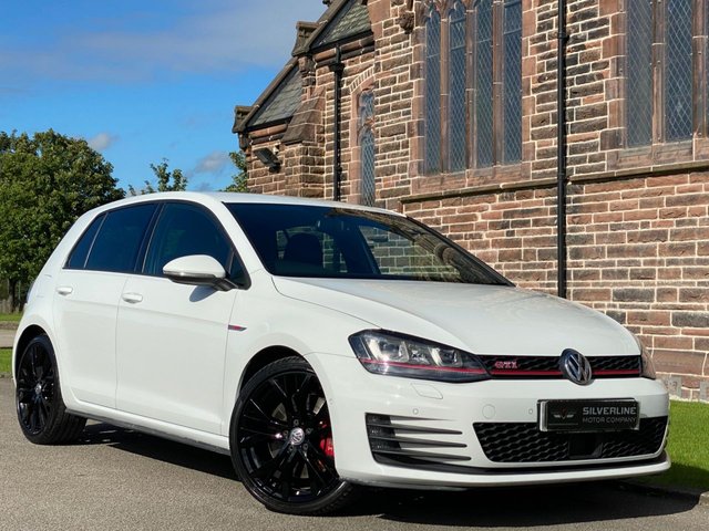 2014 64 Volkswagen Golf 2.0 GTI PERFORMANCE DSG 5d 226 BHP
