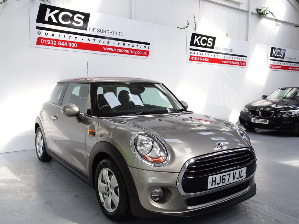View our MINI HATCH COOPER