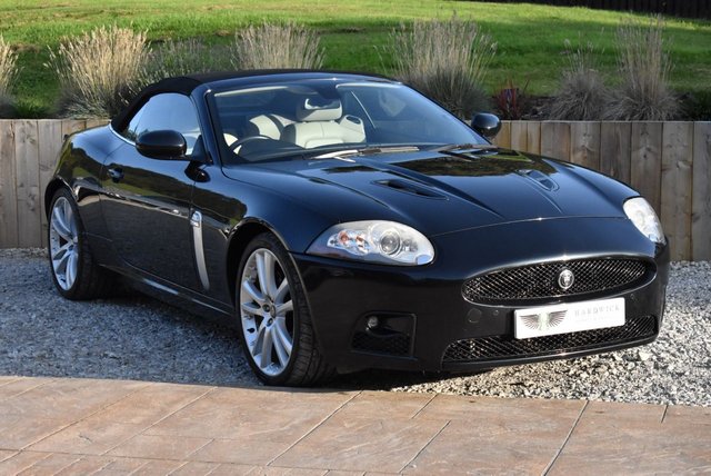 2006 56 Jaguar Xk 4.2 XKR 2d 416 BHP
