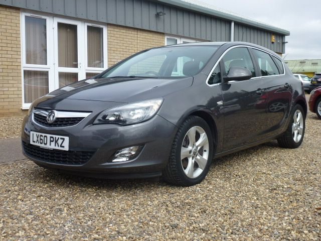 2010 60 Vauxhall Astra 1.7 SRI CDTI 5d 108 BHP