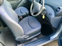 USED 2003 52 TOYOTA YARIS 1.0 S VVT-I 3d 64 BHP ONLY 86,950 MILES / PART EXCHANGE TO CLEAR/ULEZ COMPLIANT IN AS A PART EXCHANGE-- PRICED TO CLEAR--GREAT SERVICE HISTORY/SCUFF MARKS ON NEAR SIDE