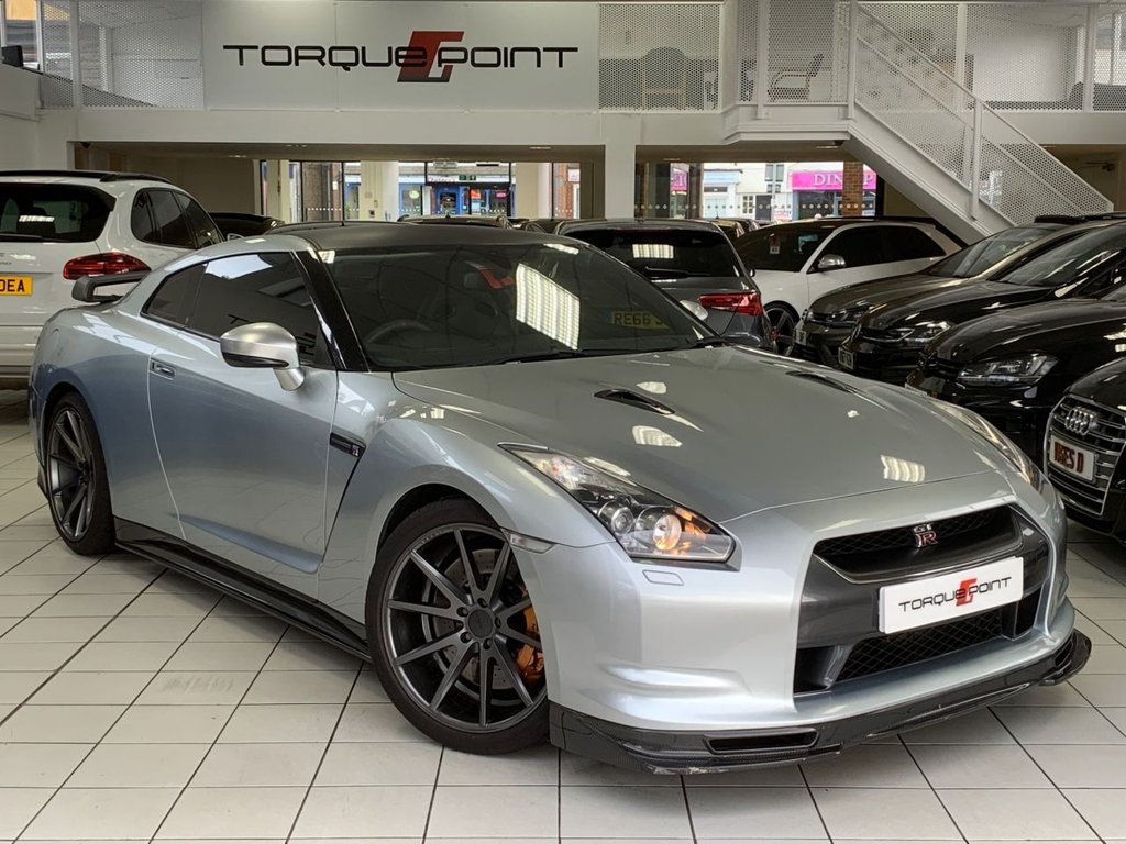 View our NISSAN GT-R