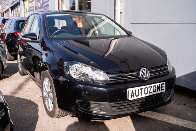 View our VOLKSWAGEN GOLF