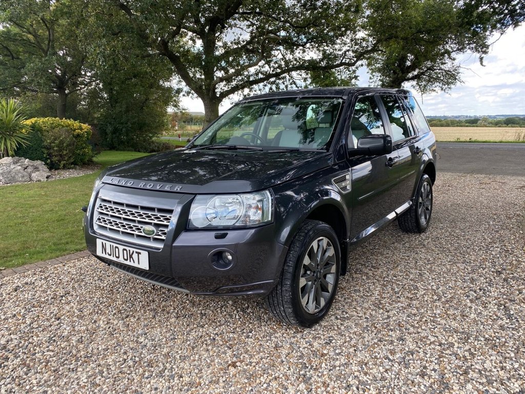 View our LAND ROVER FREELANDER