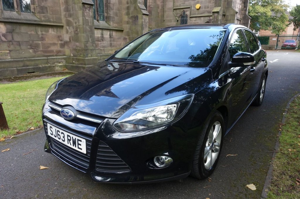 View our FORD FOCUS