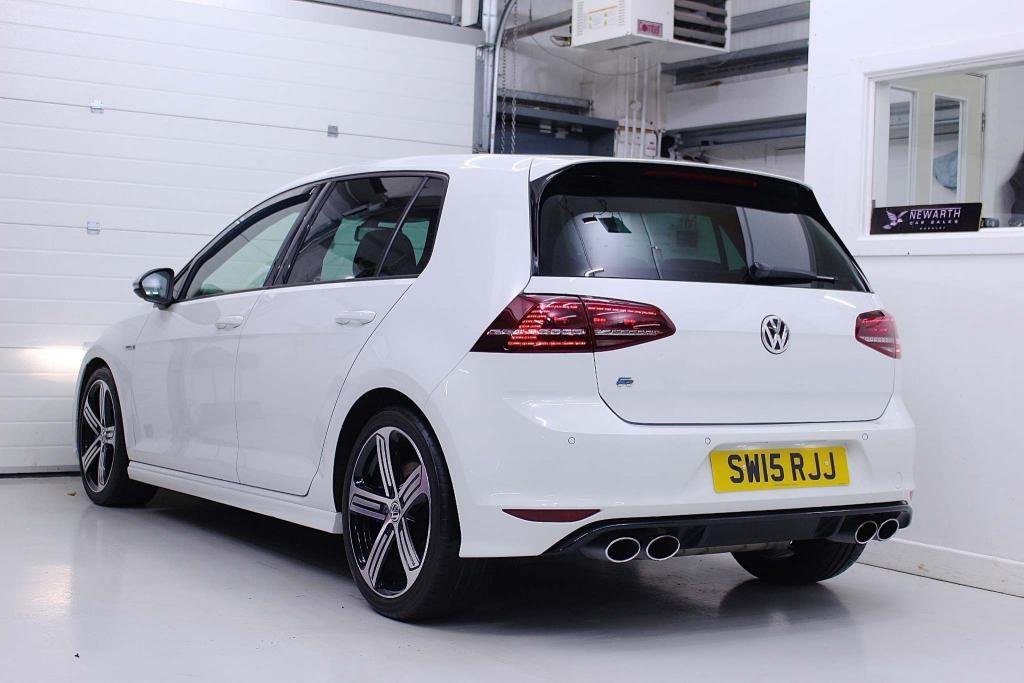 View our VOLKSWAGEN GOLF