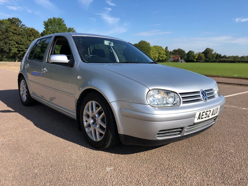 View our VOLKSWAGEN GOLF