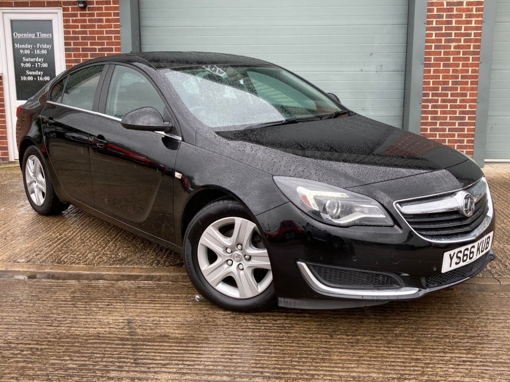 View our VAUXHALL INSIGNIA