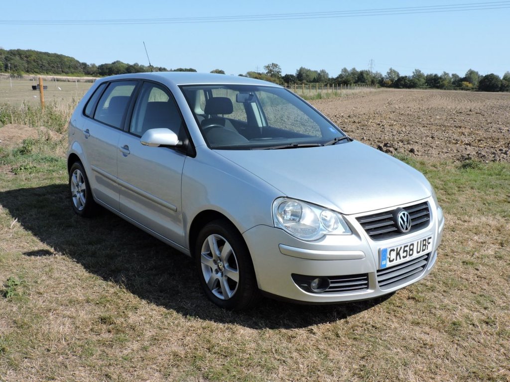 View our VOLKSWAGEN POLO