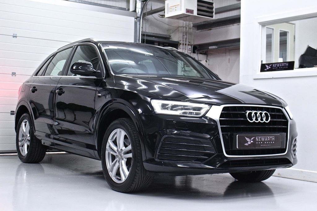 View our AUDI Q3