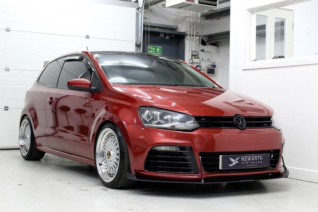 View our VOLKSWAGEN POLO