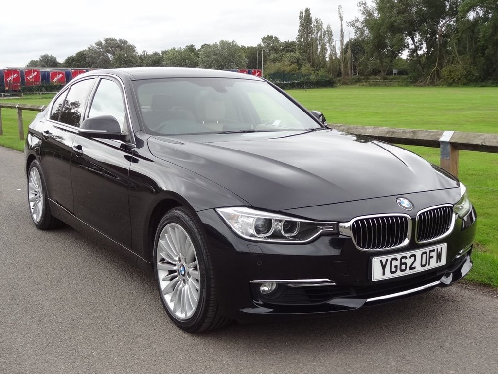 View our BMW 3 SERIES