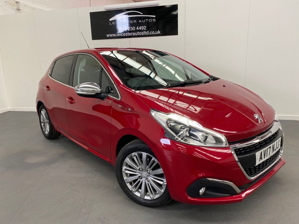 View our PEUGEOT 208
