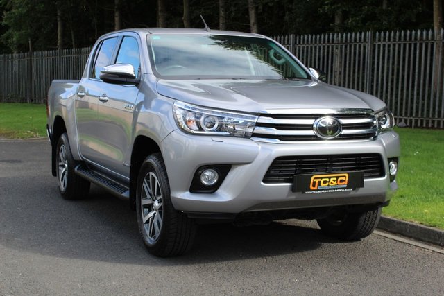 2018 68 TOYOTA HI-LUX 2.4 INVINCIBLE 4WD D-4D DCB 4d 147 BHP