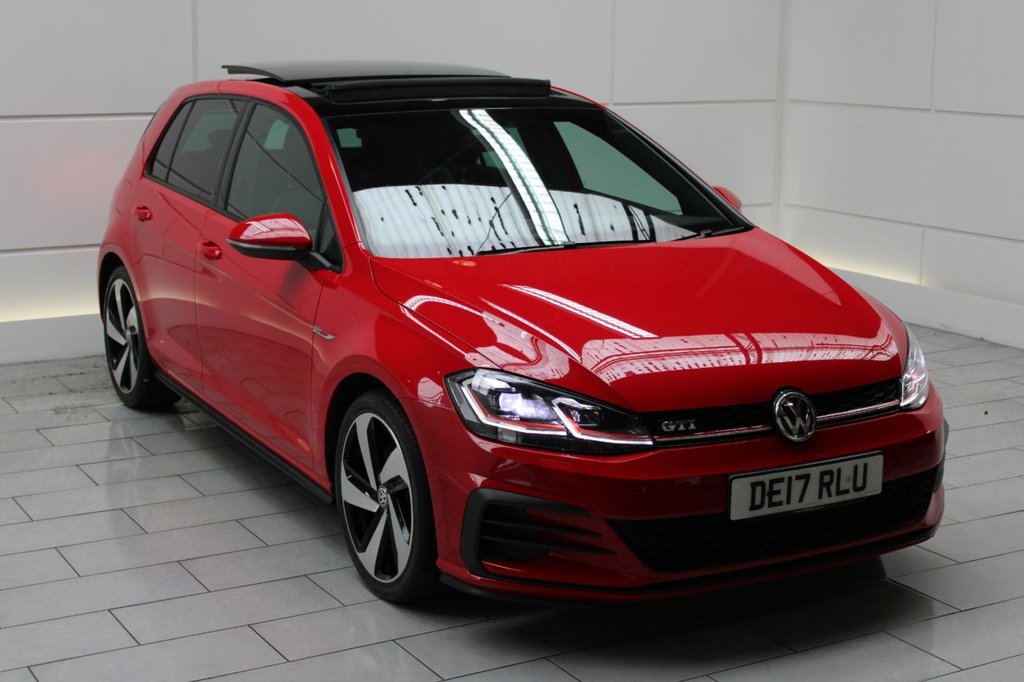 View our VOLKSWAGEN GOLF