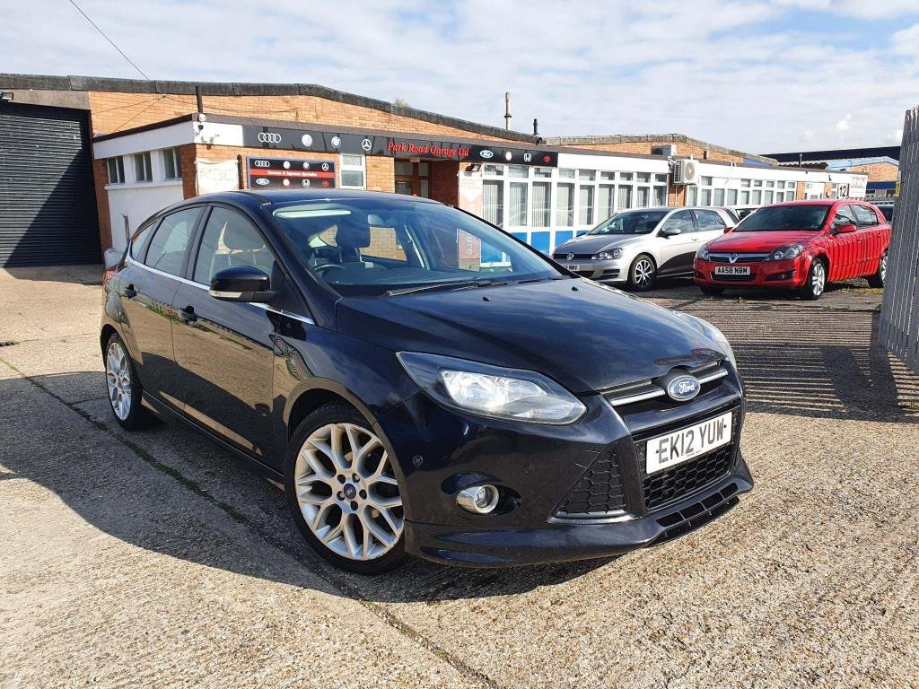 View our FORD FOCUS