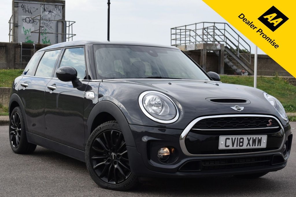 View our MINI CLUBMAN
