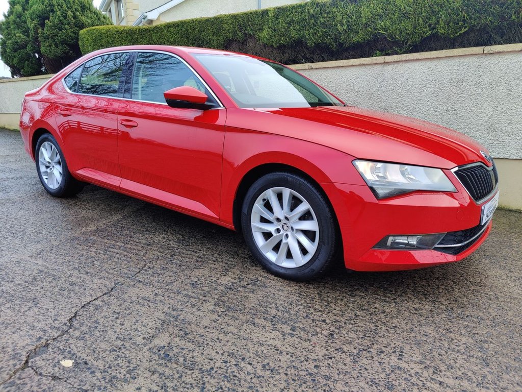 View our SKODA SUPERB