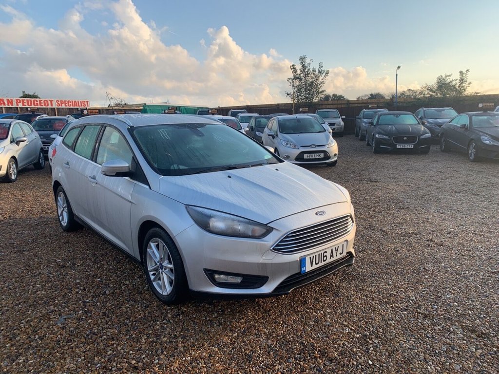 View our FORD FOCUS