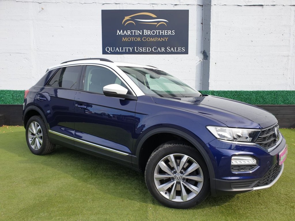 View our VOLKSWAGEN T-ROC