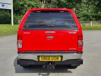 USED 2016 66 TOYOTA HI-LUX 3.0 INVINCIBLE 4X4 D-4D DCB 169 BHP 1 LADY OWNER FROM NEW  ** NO VAT **