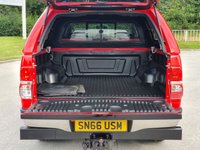 USED 2016 66 TOYOTA HI-LUX 3.0 INVINCIBLE 4X4 D-4D DCB 169 BHP 1 LADY OWNER FROM NEW  ** NO VAT **