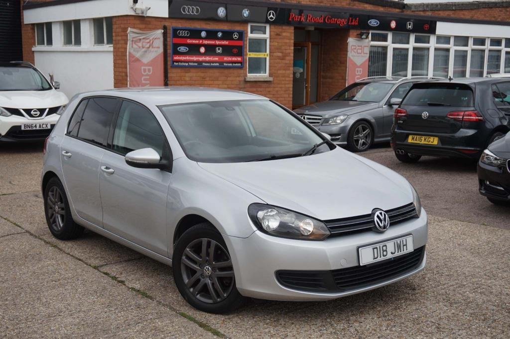 View our VOLKSWAGEN GOLF