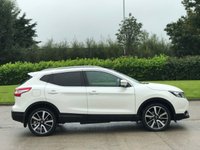 USED 2014 14 NISSAN QASHQAI 1.6 DCI TEKNA 5d 128 BHP LEATHER + SAT NAV + GLASS ROOF