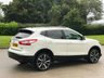 USED 2014 14 NISSAN QASHQAI 1.6 DCI TEKNA 5d 128 BHP LEATHER + SAT NAV + GLASS ROOF