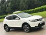 USED 2014 14 NISSAN QASHQAI 1.6 DCI TEKNA 5d 128 BHP LEATHER + SAT NAV + GLASS ROOF