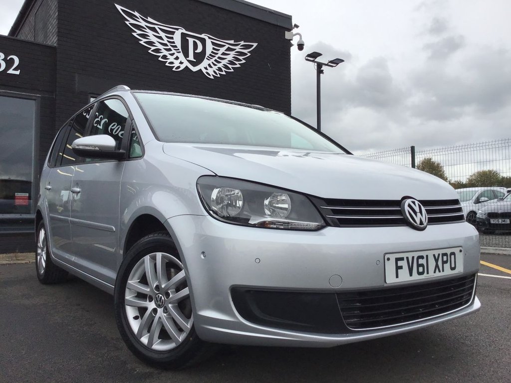 View our VOLKSWAGEN TOURAN