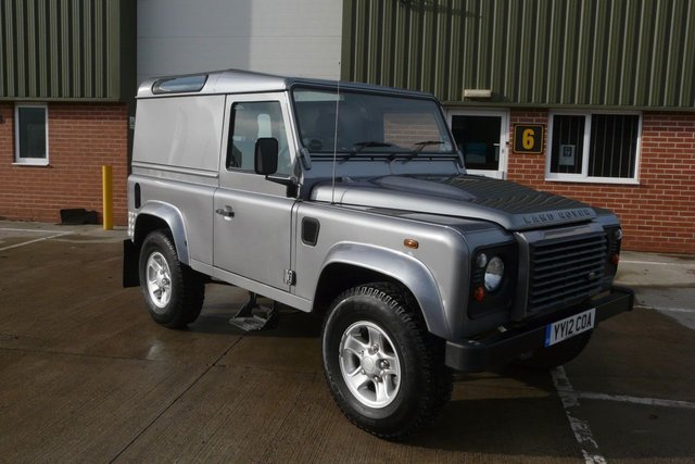 2012 12 Land Rover Defender 2.2 TD HARD TOP 122 BHP