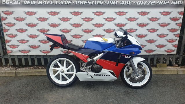 1989 F Honda Vfr 400 NC30 Sports Classic