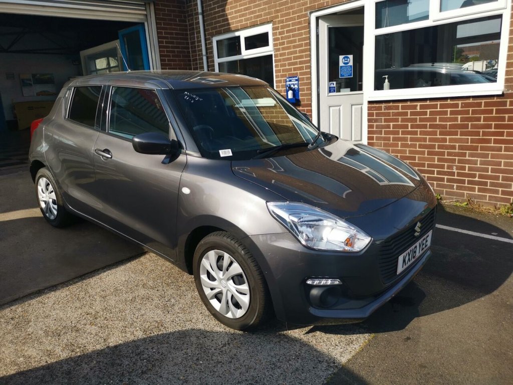 View our SUZUKI SWIFT