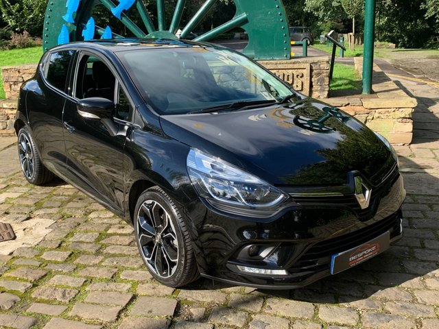 2019 69 Renault Clio 0.9 ICONIC TCE 5d 89 BHP