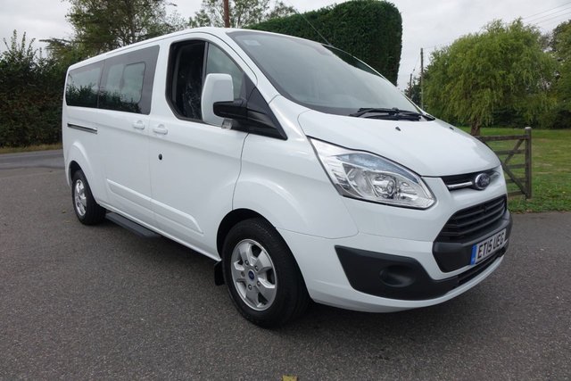 View our FORD TOURNEO CUSTOM