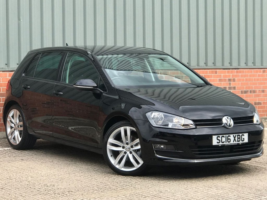View our VOLKSWAGEN GOLF